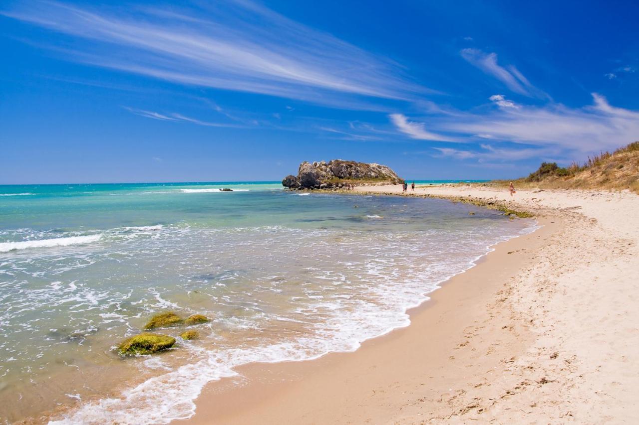 Suite House L'Isola Che Non C'E Fontane Bianche Zewnętrze zdjęcie