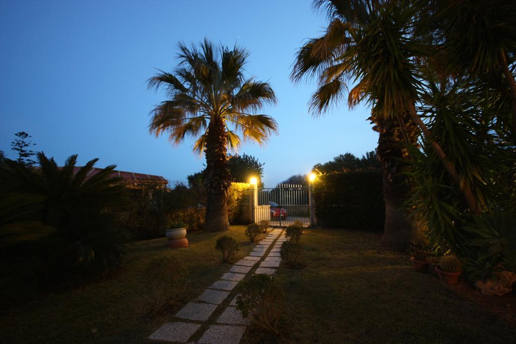Suite House L'Isola Che Non C'E Fontane Bianche Zewnętrze zdjęcie